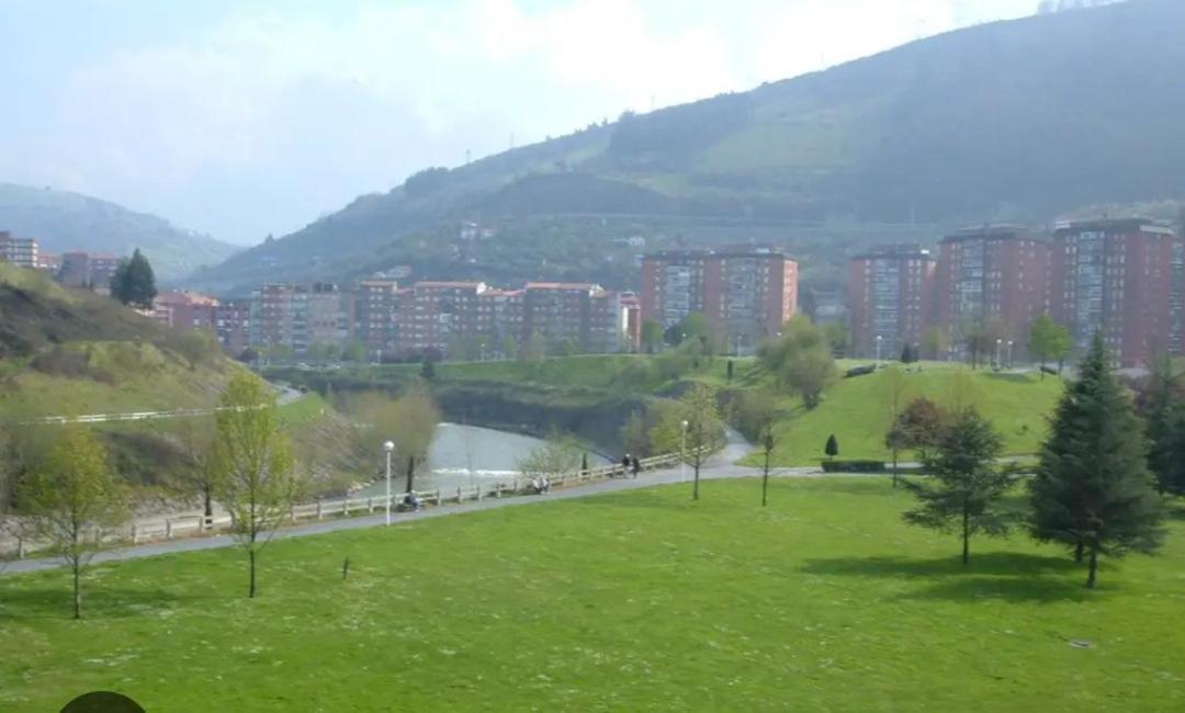 Bonito Apartamento En Zamakola Bilbao Dış mekan fotoğraf